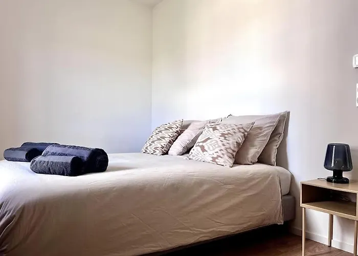 Neuf Centre-ville 公寓